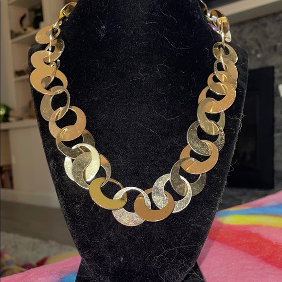 Vintage Natasha Gold-tone circle link Necklace - Picture 1 of 5